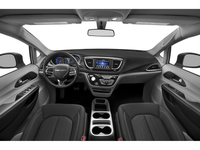 2020 Chrysler Voyager LX