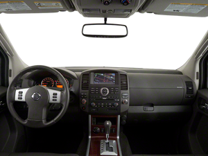 2010 Nissan Pathfinder LE