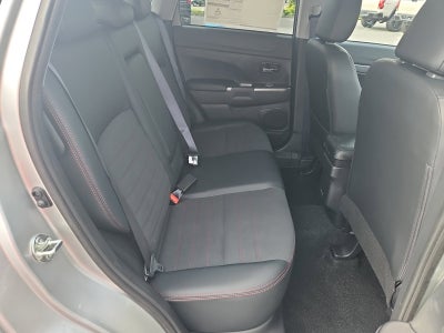 2027 Mitsubishi Outlander Sport SE