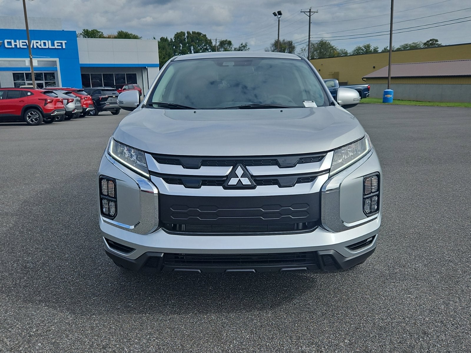 2027 Mitsubishi Outlander Sport SE