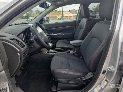 2027 Mitsubishi Outlander Sport SE