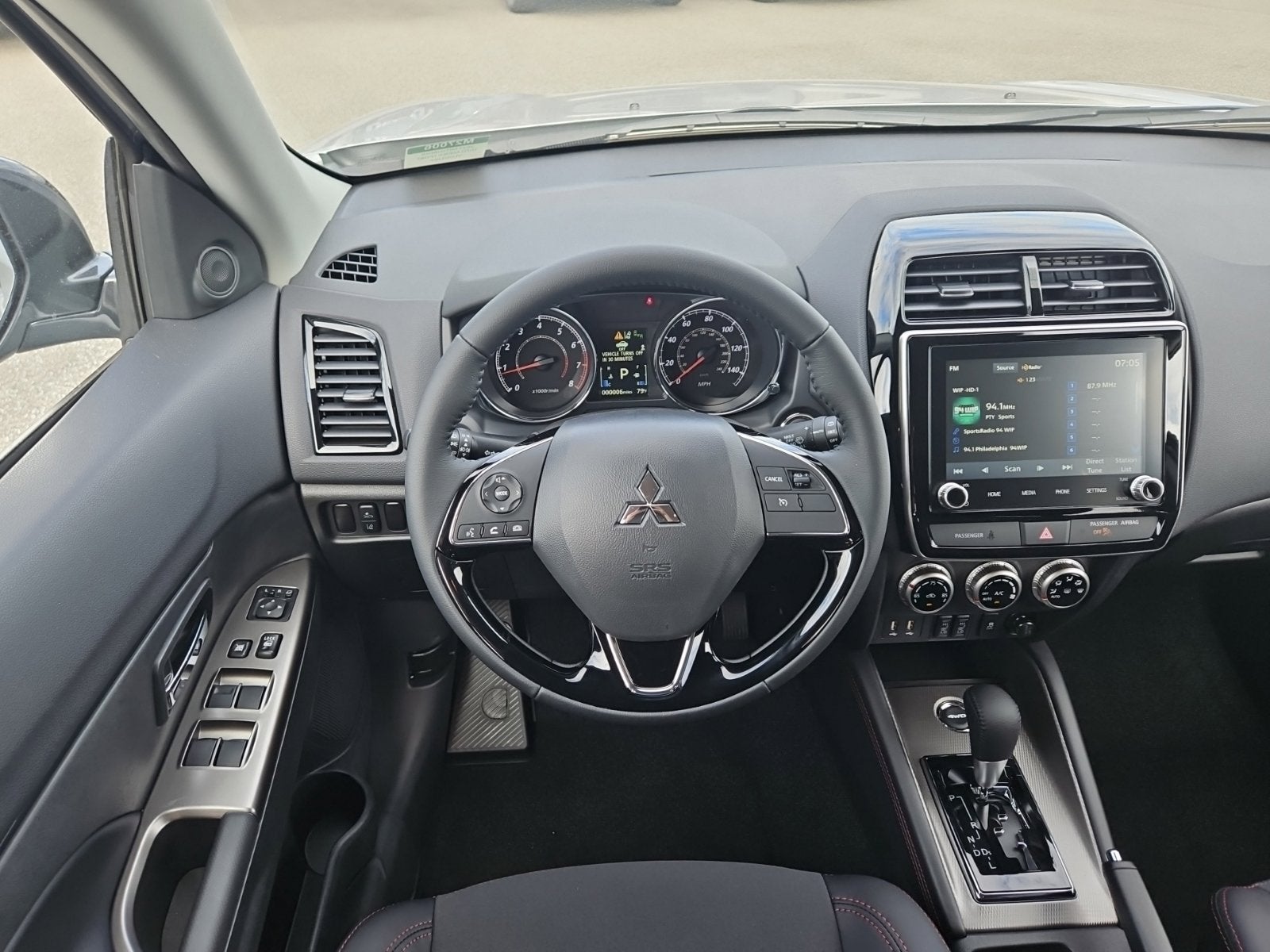 2027 Mitsubishi Outlander Sport SE