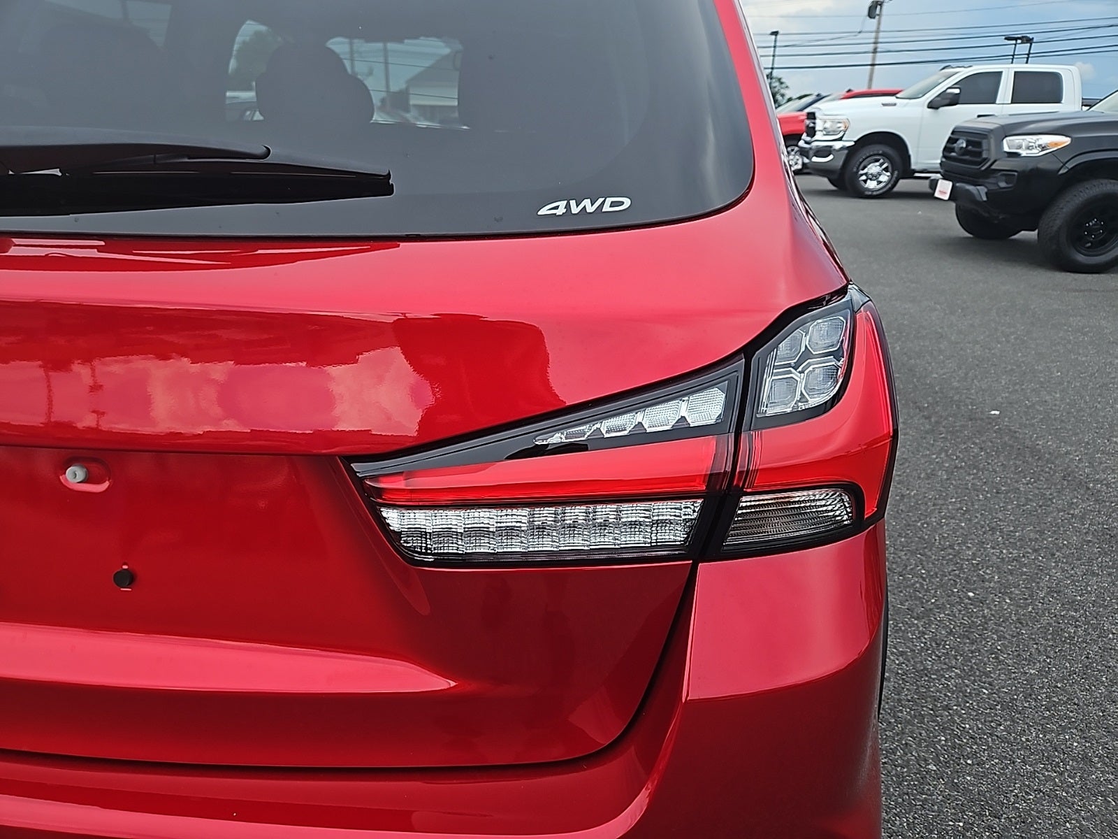 2025 Mitsubishi Outlander Sport ES