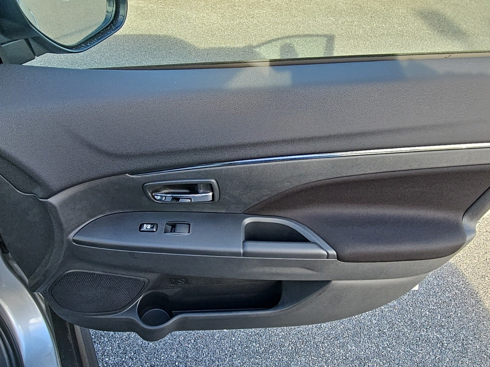 2025 Mitsubishi Outlander Sport ES