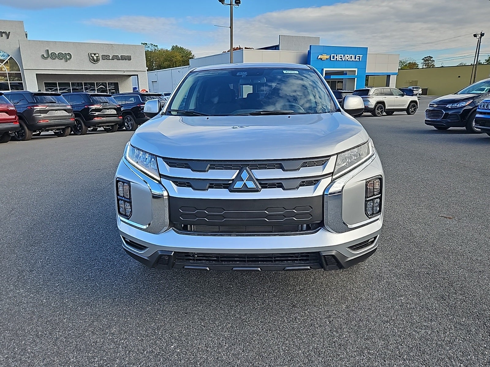 2025 Mitsubishi Outlander Sport ES