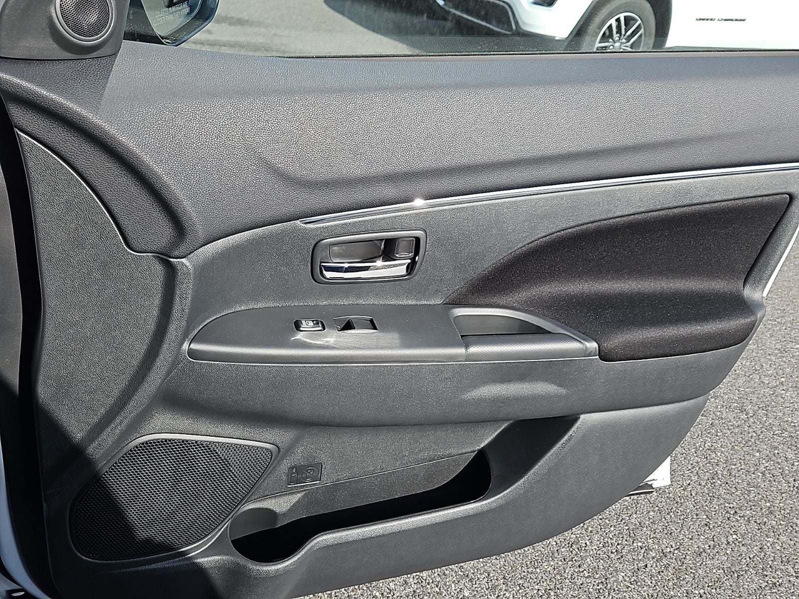 2026 Mitsubishi Outlander Sport ES