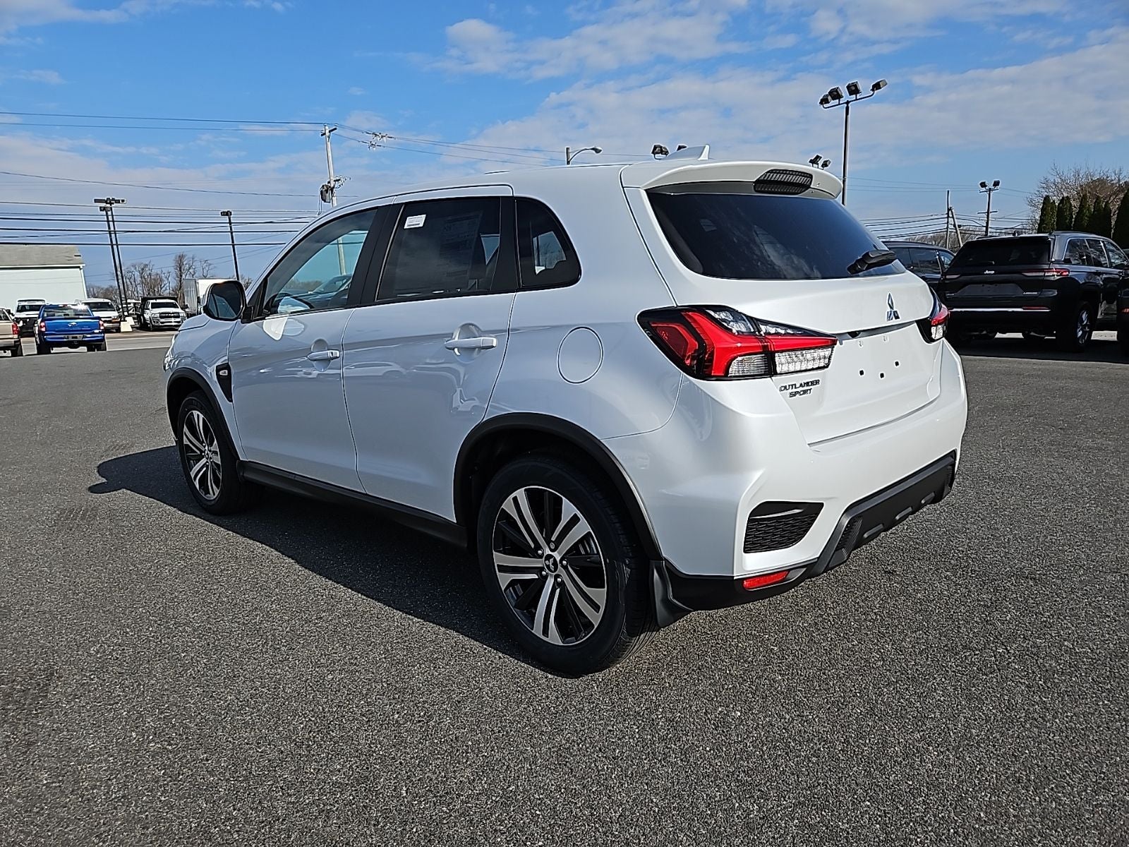 2026 Mitsubishi Outlander Sport ES