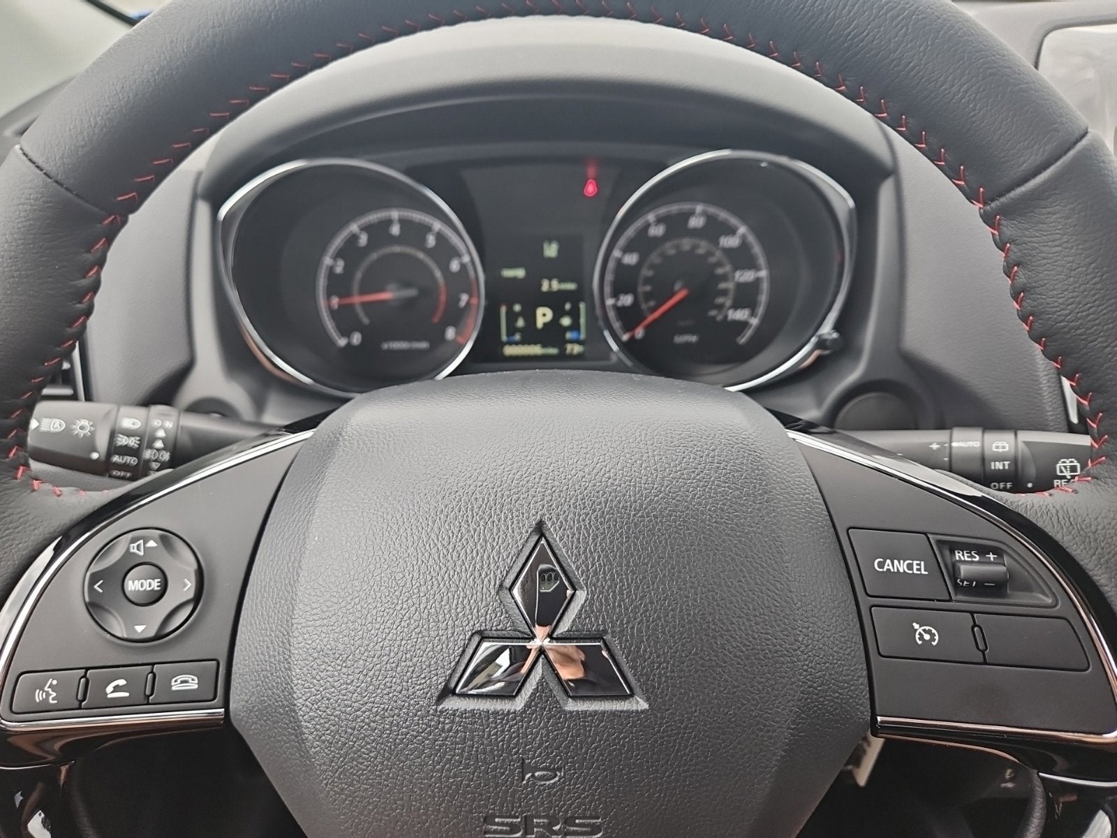 2027 Mitsubishi Outlander Sport LE