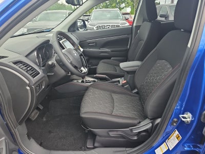 2027 Mitsubishi Outlander Sport LE