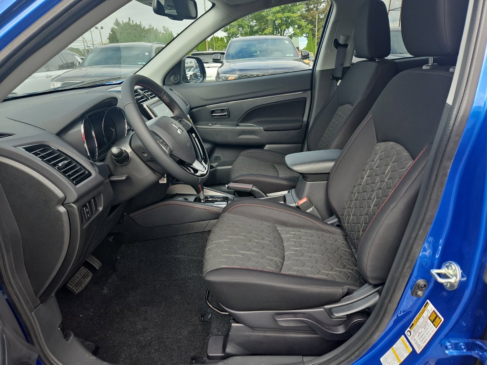 2027 Mitsubishi Outlander Sport ES
