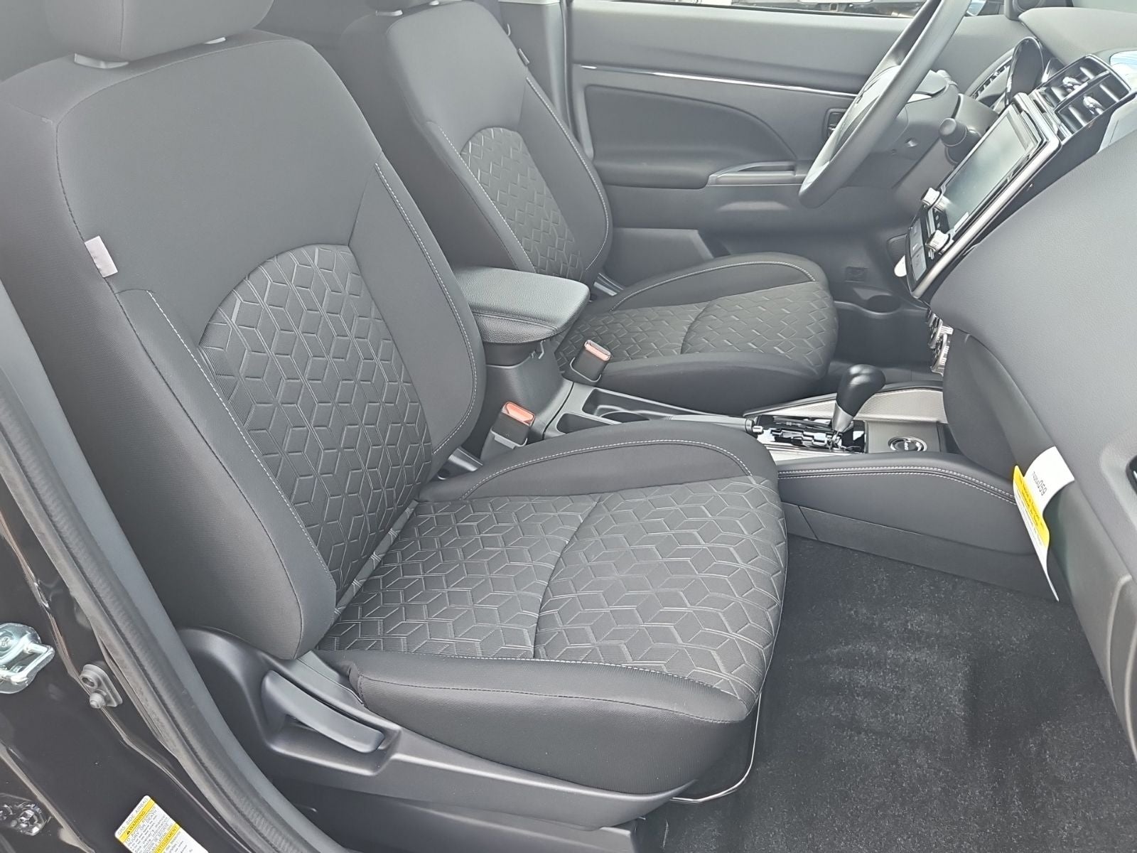2026 Mitsubishi Outlander Sport ES