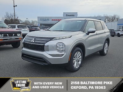 2026 Mitsubishi Outlander ES