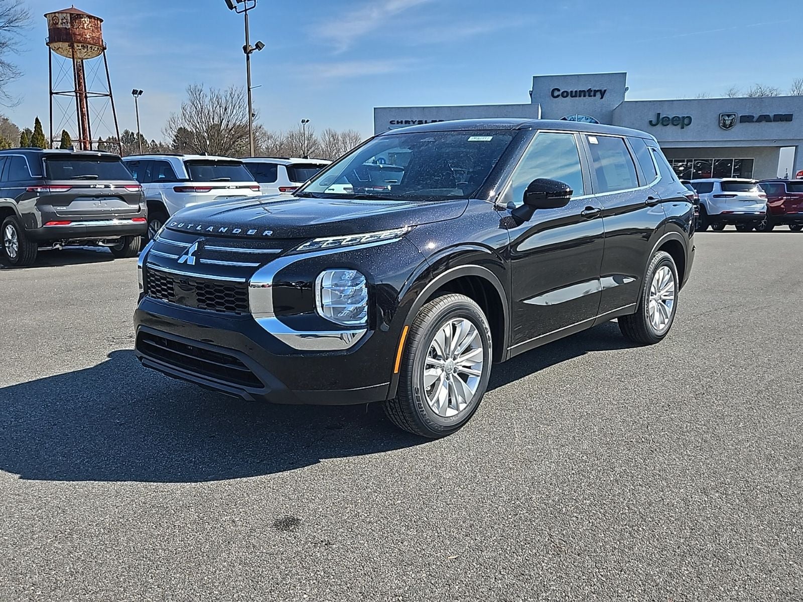 2026 Mitsubishi Outlander ES