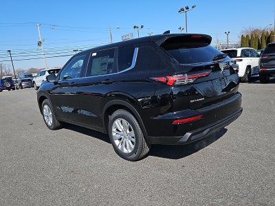 2026 Mitsubishi Outlander ES