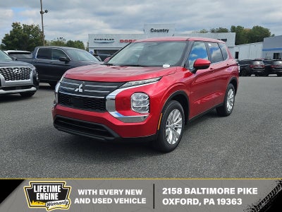 2026 Mitsubishi Outlander ES