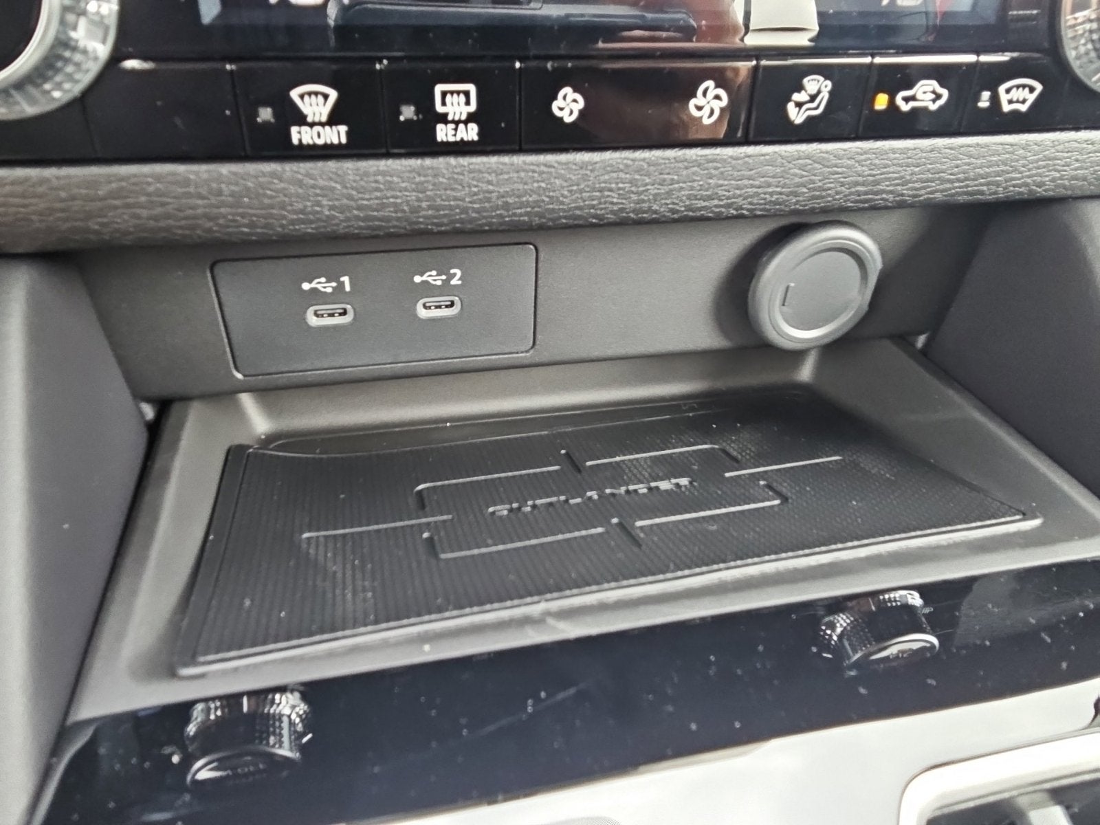 2026 Mitsubishi Outlander ES