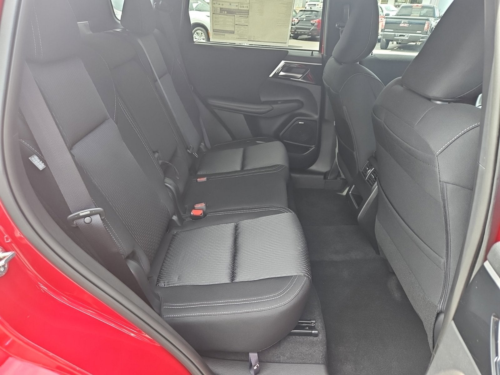 2026 Mitsubishi Outlander ES