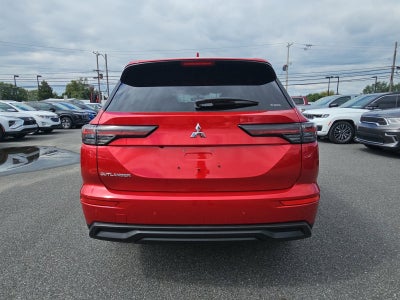 2026 Mitsubishi Outlander ES