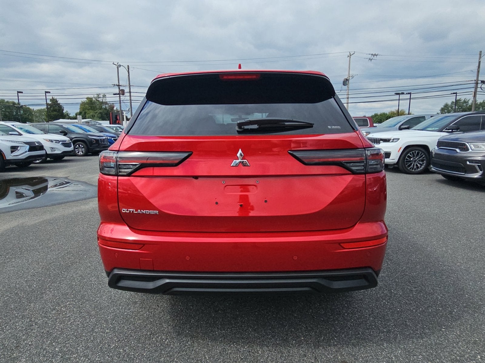 2026 Mitsubishi Outlander ES