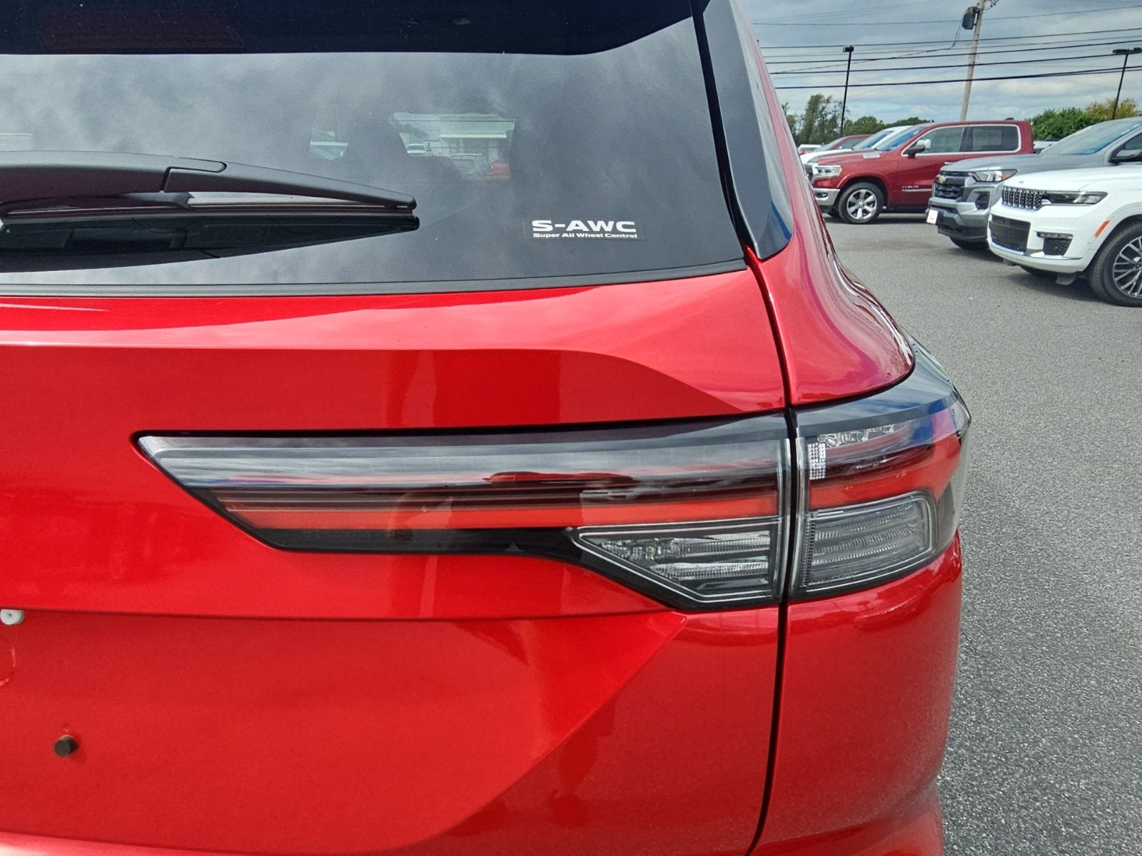 2026 Mitsubishi Outlander ES