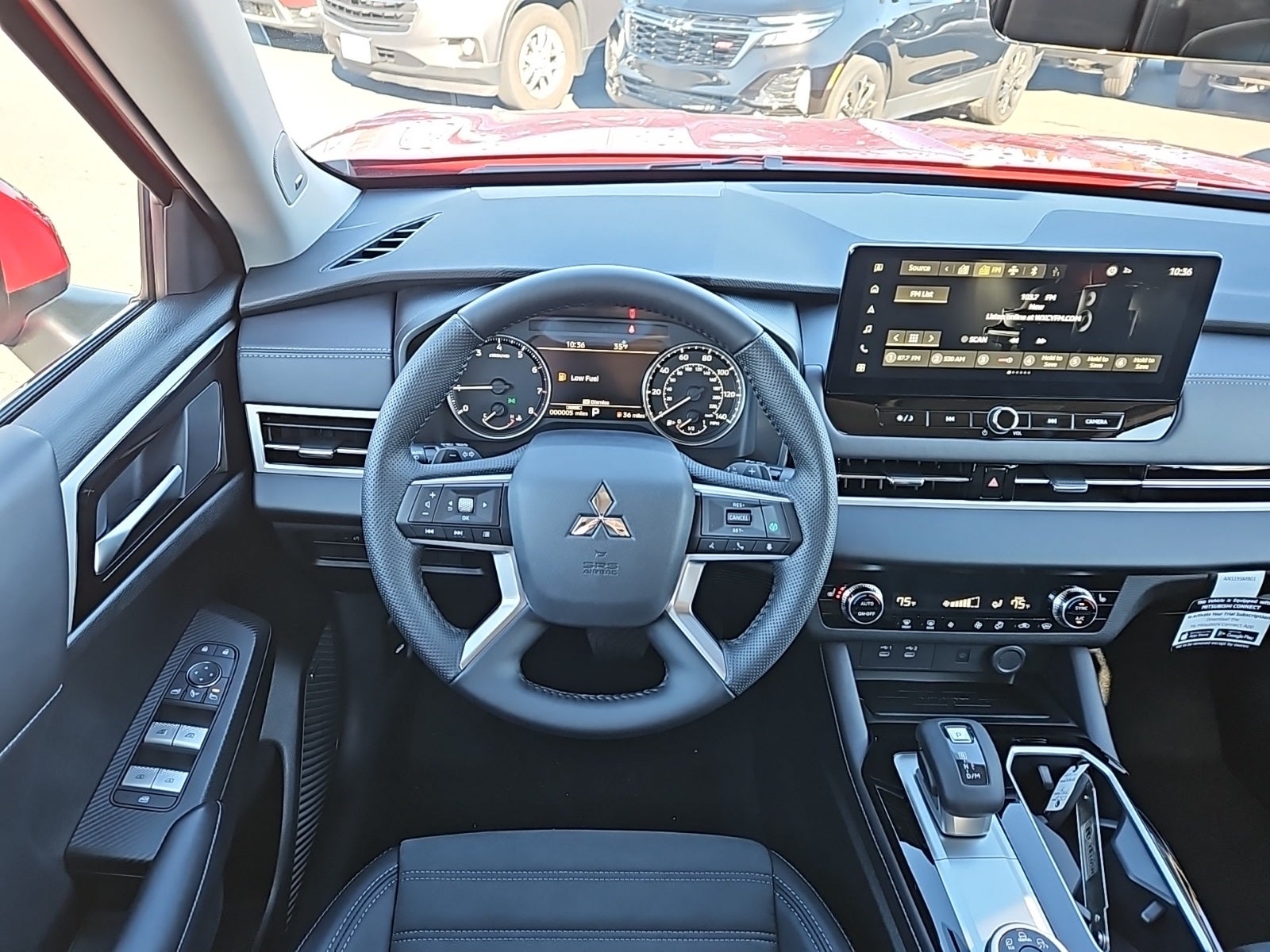 2025 Mitsubishi Outlander SE