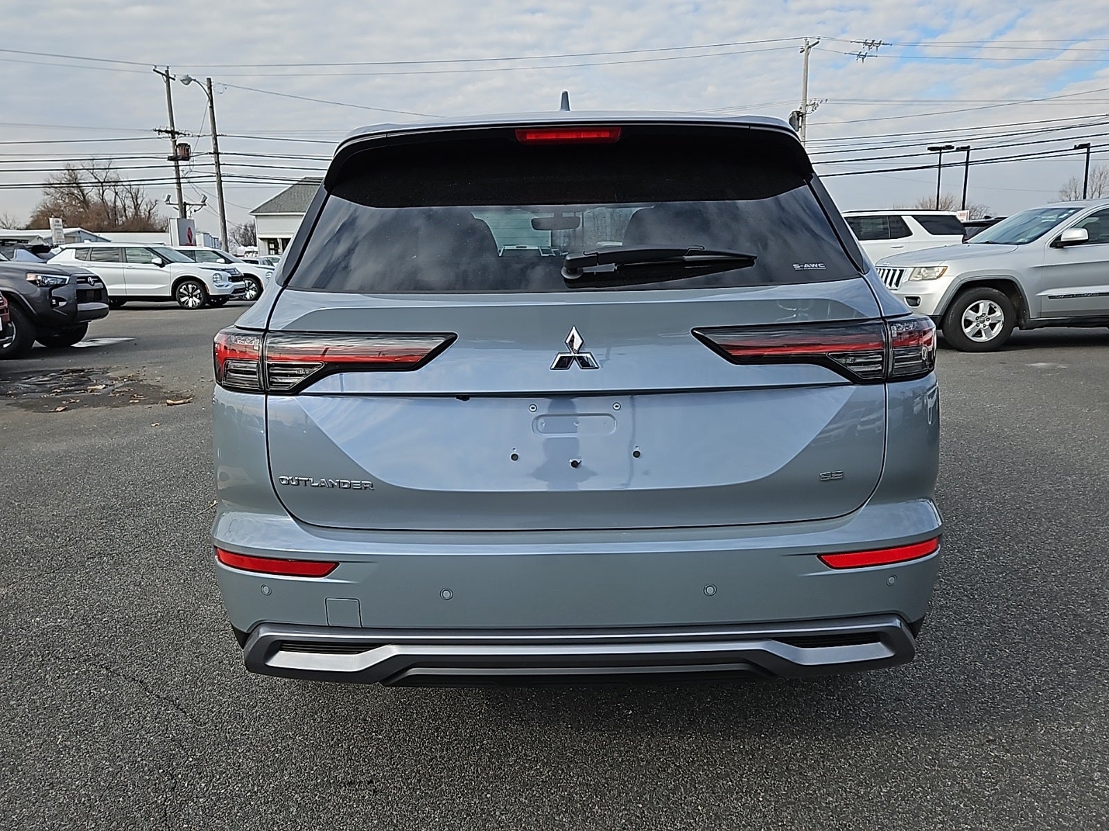 2026 Mitsubishi Outlander SE