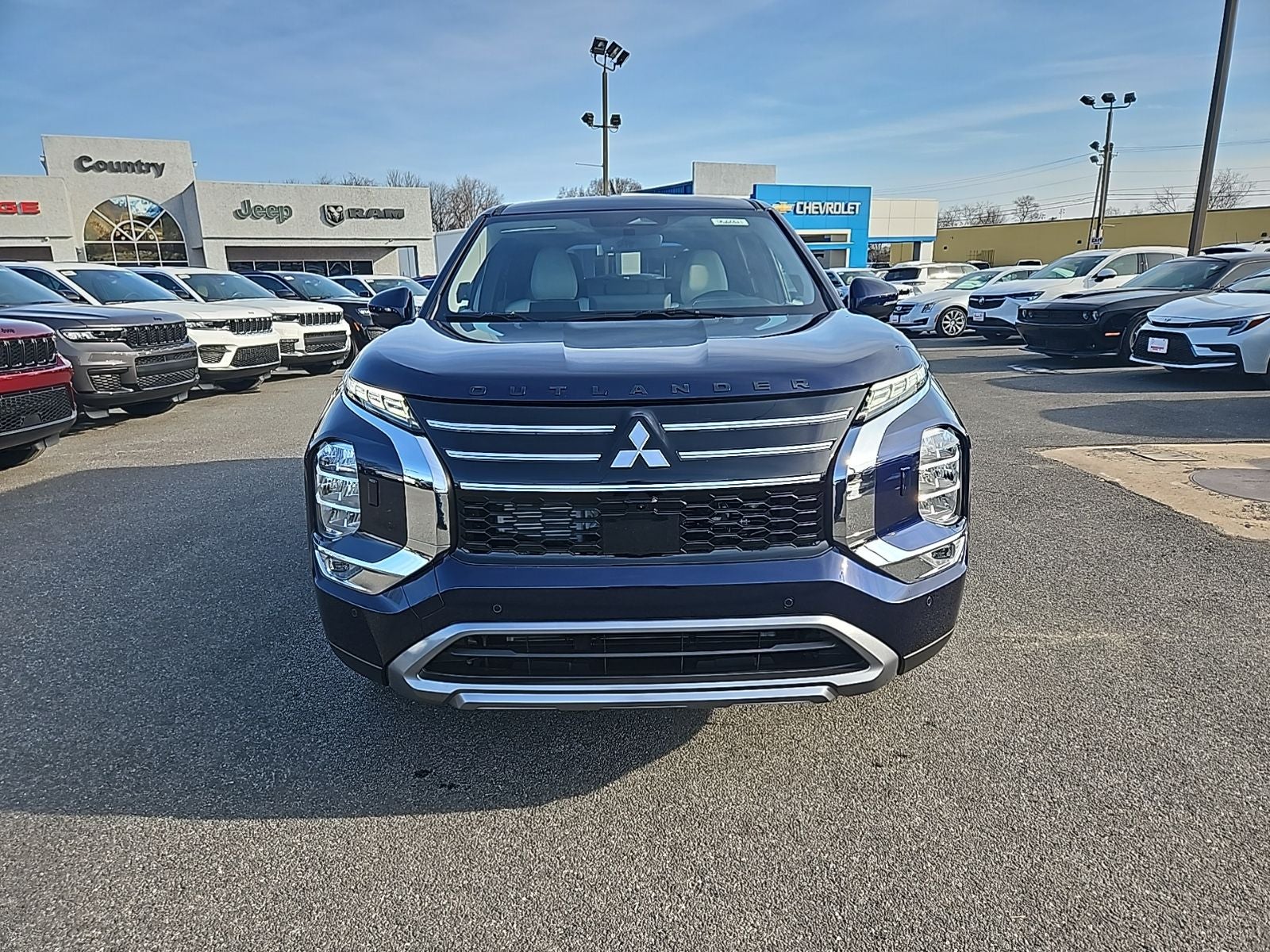 2026 Mitsubishi Outlander SE