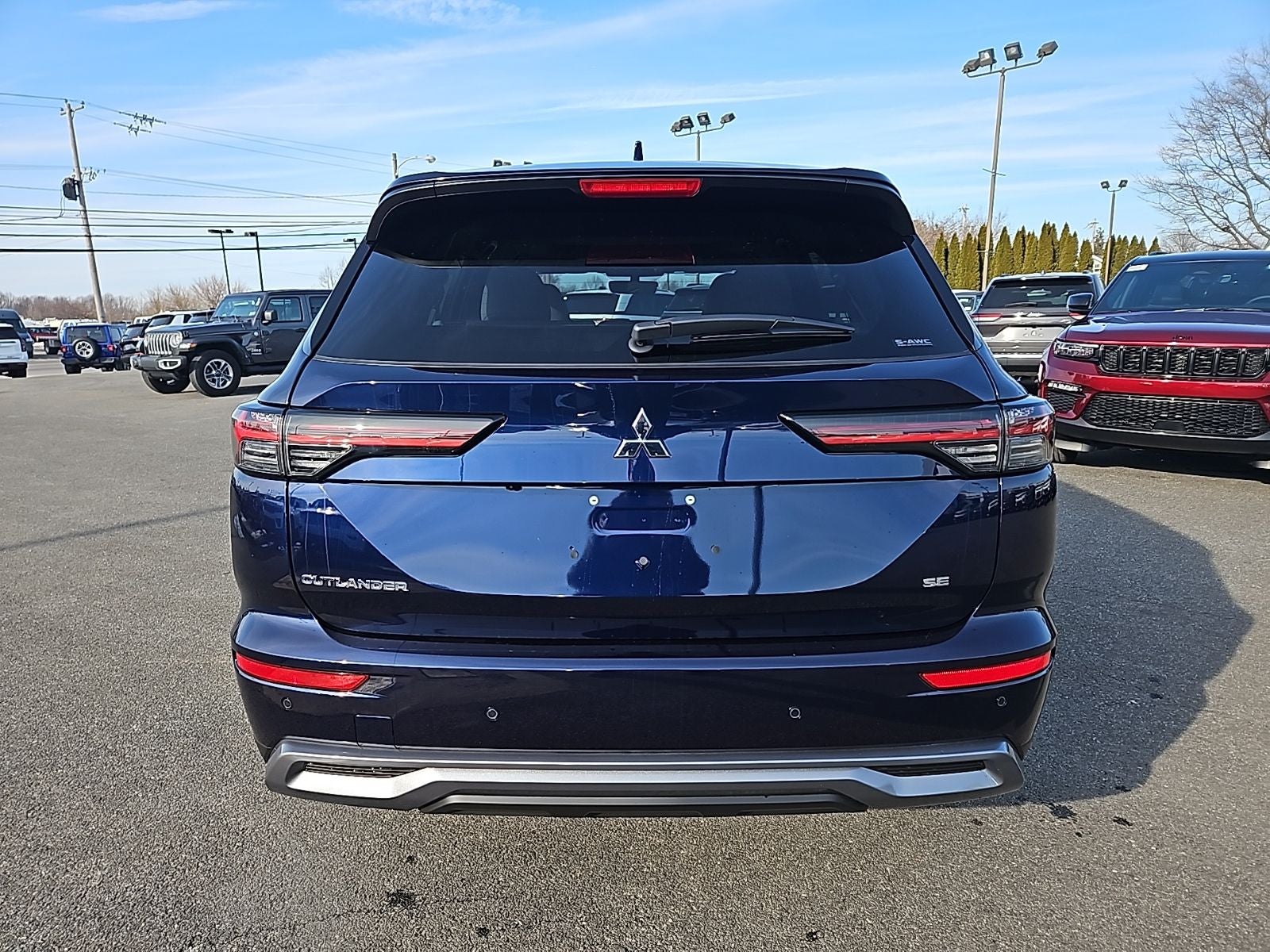 2026 Mitsubishi Outlander SE