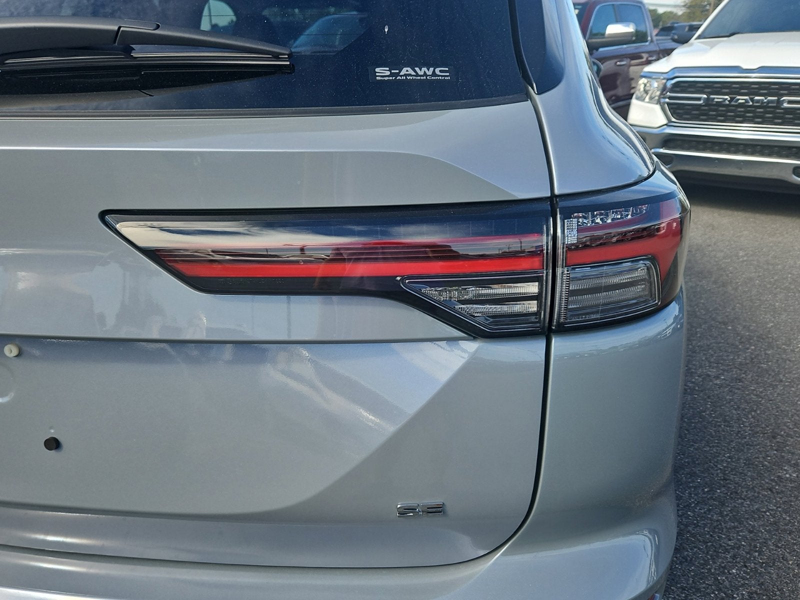 2026 Mitsubishi Outlander SE
