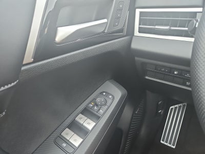 2026 Mitsubishi Outlander Plug-In Hybrid SEL