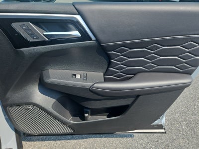 2026 Mitsubishi Outlander Plug-In Hybrid SEL