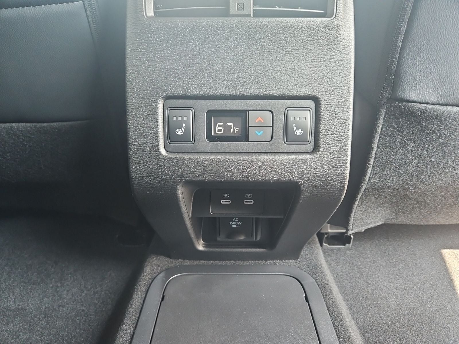 2026 Mitsubishi Outlander Plug-In Hybrid SEL