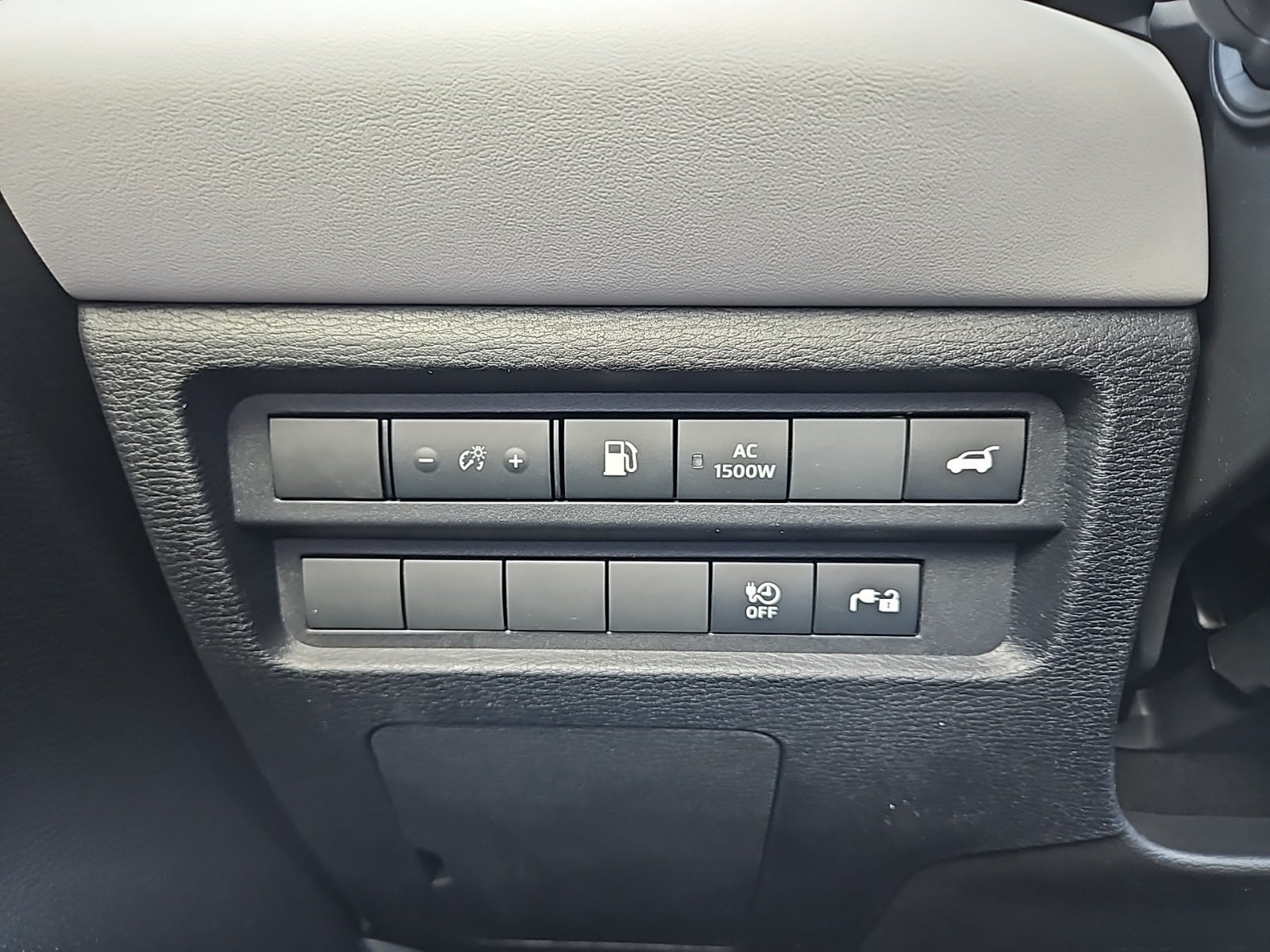 2025 Mitsubishi Outlander Plug-In Hybrid SEL