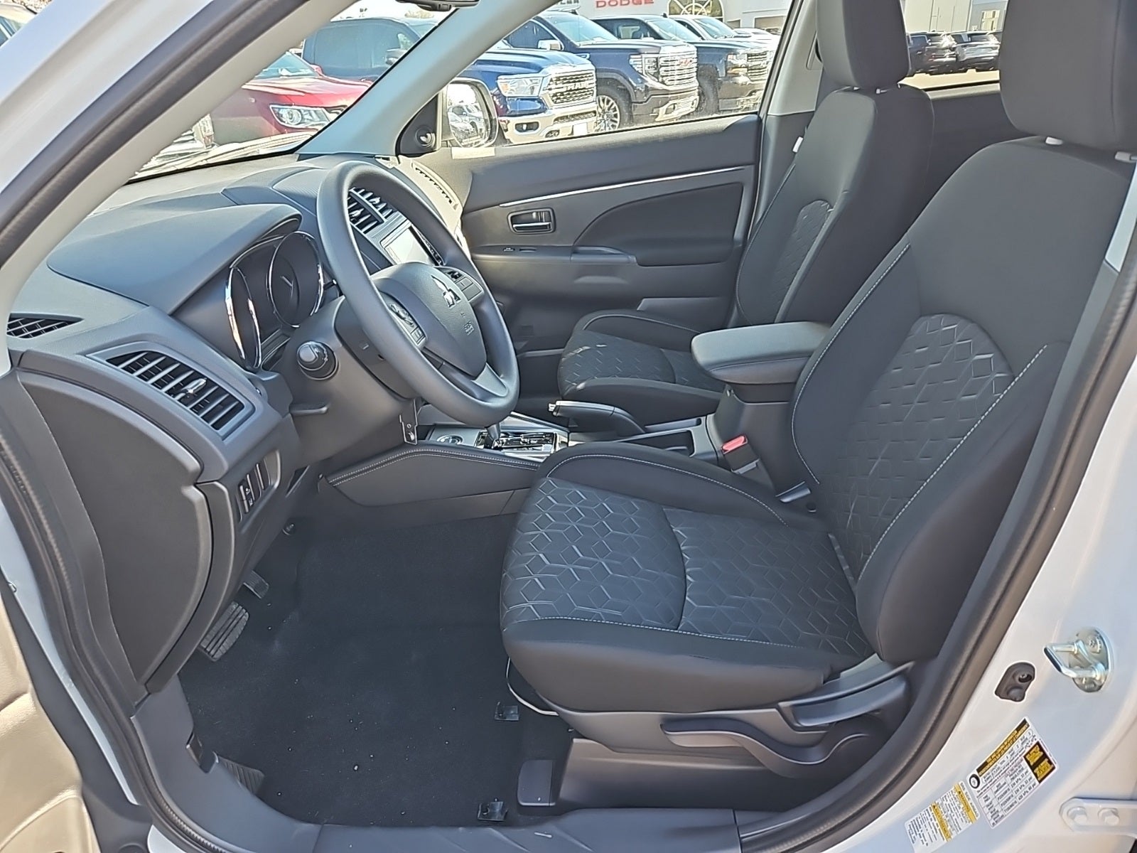 2025 Mitsubishi Outlander Sport ES