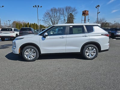 2026 Mitsubishi Outlander ES