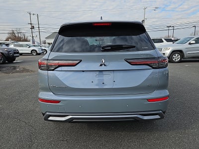 2026 Mitsubishi Outlander SE