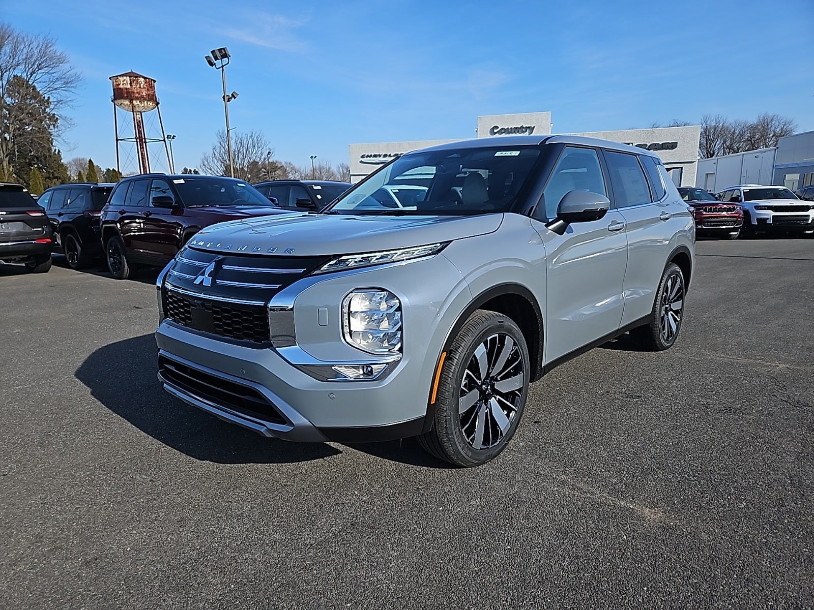 2026 Mitsubishi Outlander SE