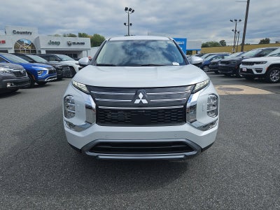 2026 Mitsubishi Outlander SE