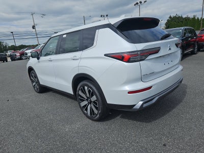 2026 Mitsubishi Outlander SE