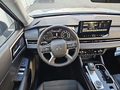 2026 Mitsubishi Outlander Trail Edition