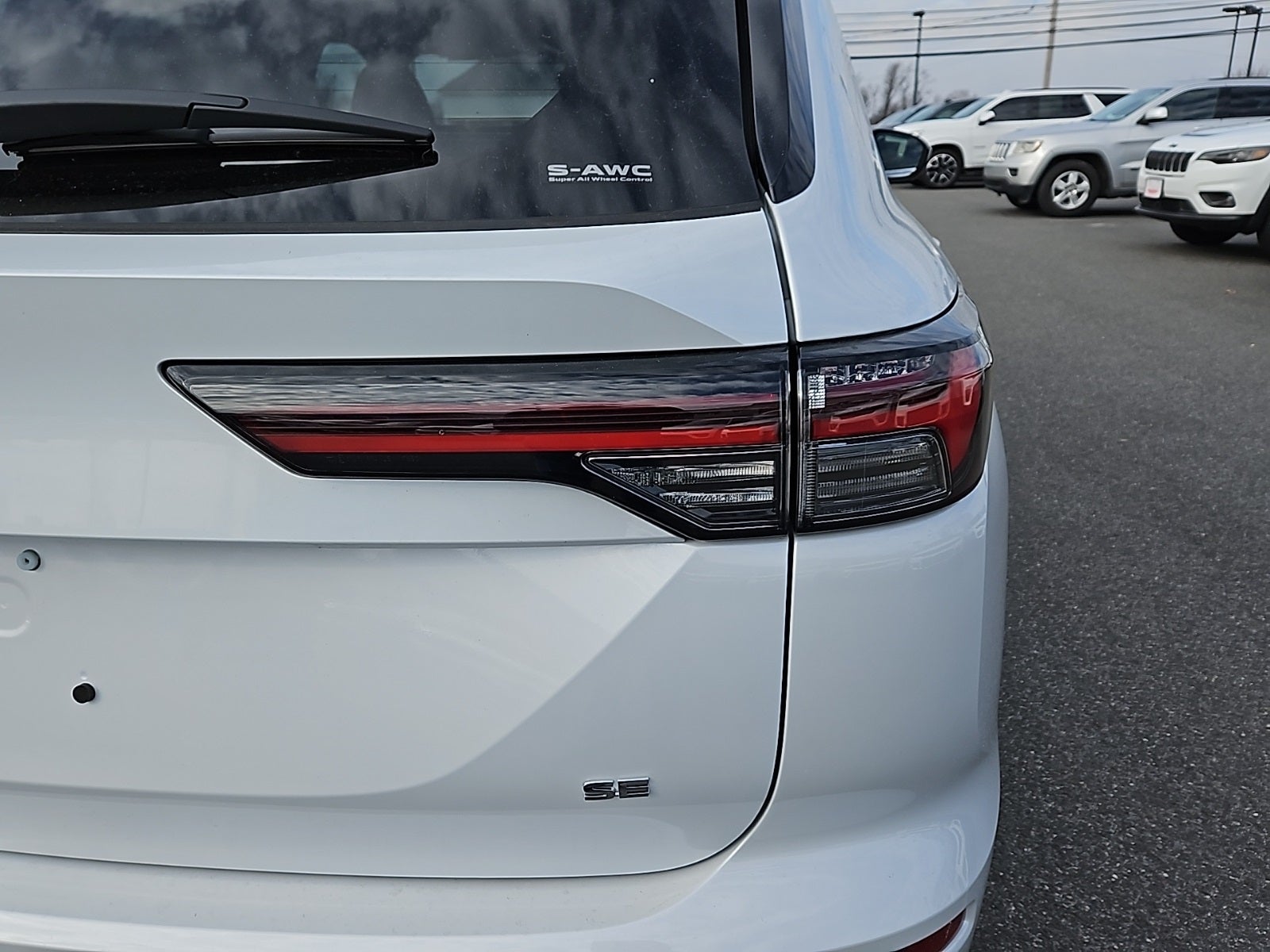 2026 Mitsubishi Outlander SE