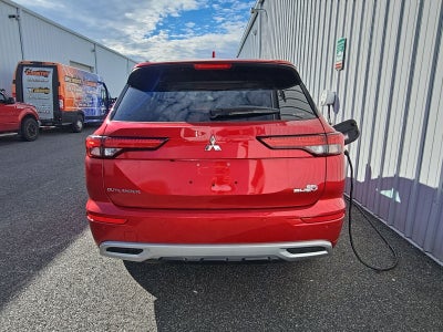 2025 Mitsubishi Outlander Plug-In Hybrid SEL