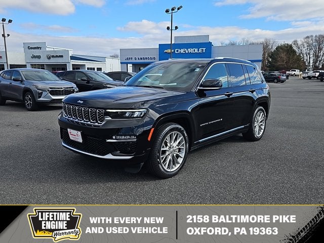 2023 Jeep Grand Cherokee Summit