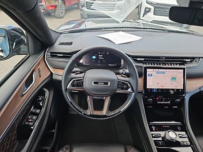 2023 Jeep Grand Cherokee Summit