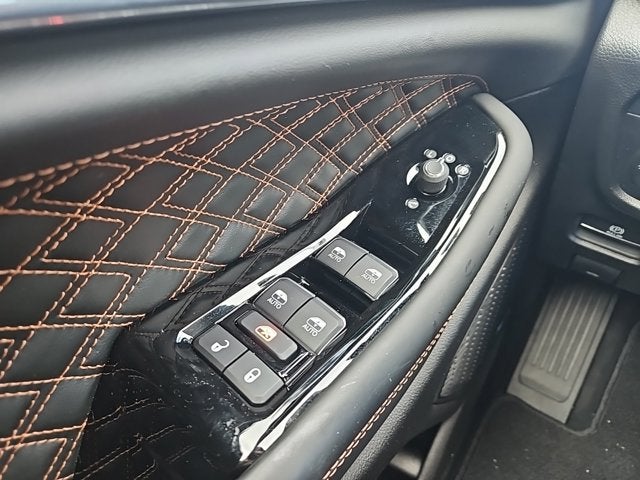 2023 Jeep Grand Cherokee Summit