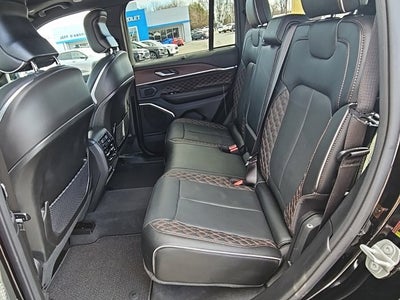 2023 Jeep Grand Cherokee Summit