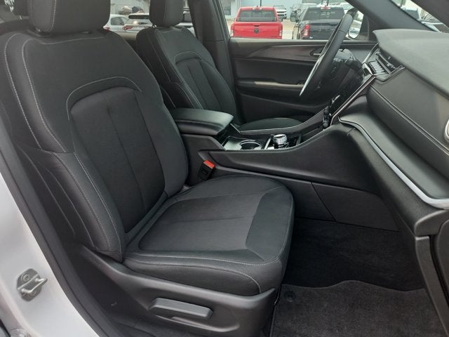2025 Jeep Grand Cherokee L Laredo X
