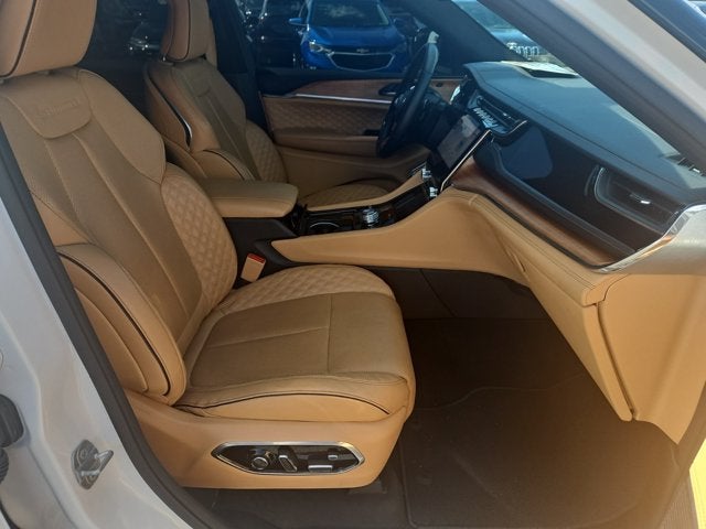 2025 Jeep Grand Cherokee L Summit Reserve