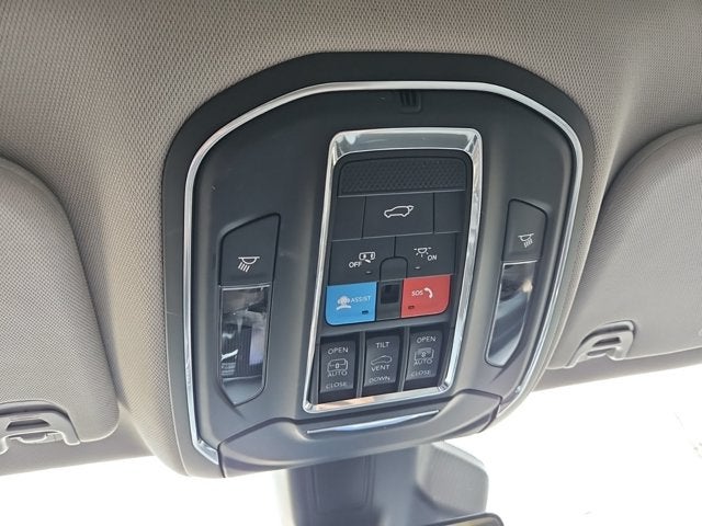 2023 Jeep Wagoneer Series II
