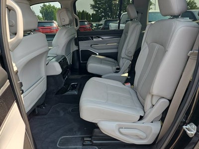 2023 Jeep Wagoneer Series II